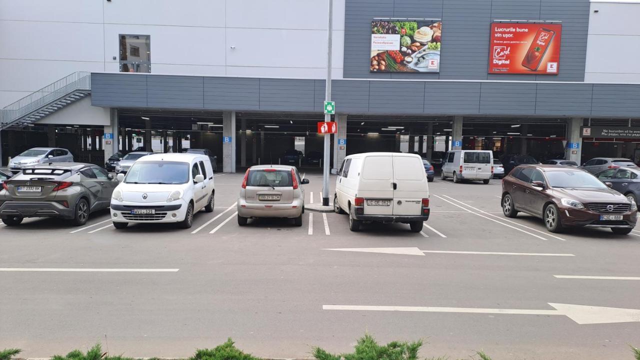 Аэропорт Апартаменты 24&24 Chisinau Exterior photo