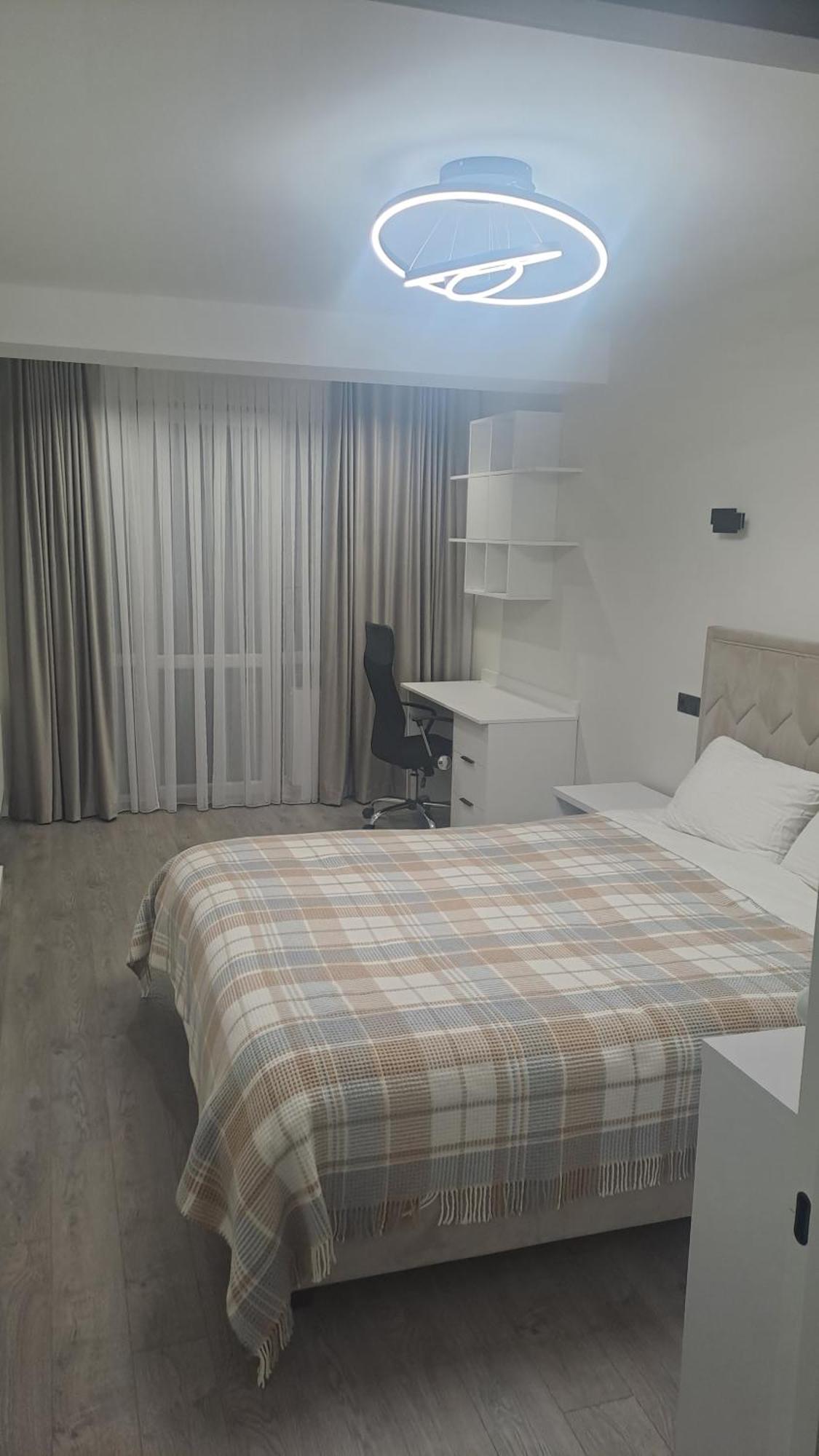 Аэропорт Апартаменты 24&24 Chisinau Exterior photo