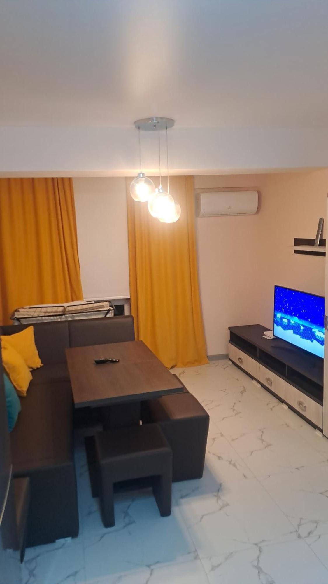 Аэропорт Апартаменты 24&24 Chisinau Room photo